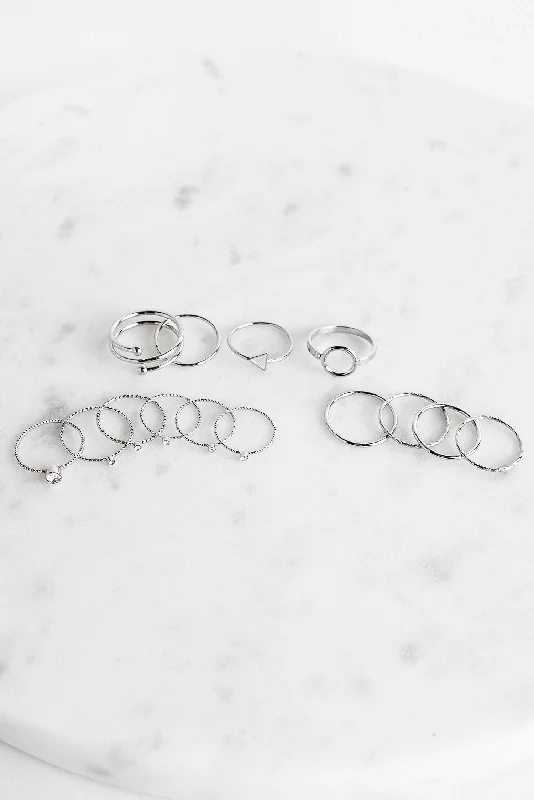 Dainty Details 14 Ring Pack