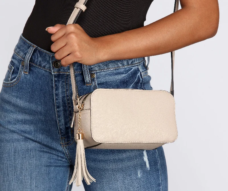 On The Go Tassel Purse